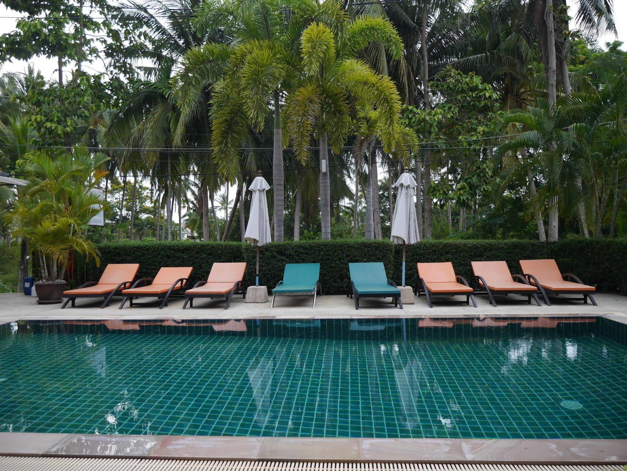 Ampha Place Hotel Mae Nam Bagian luar foto